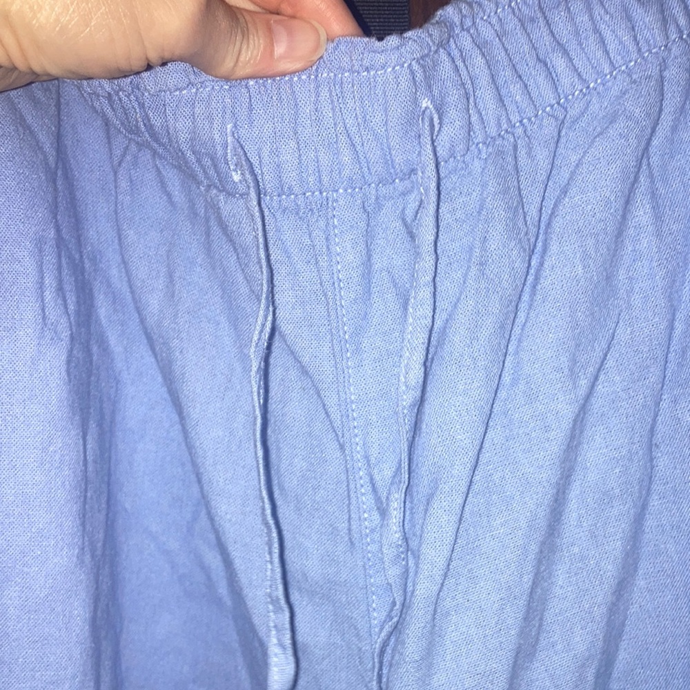 GAP Women's Light Blue Linen Shorts - Picture 4 of 9